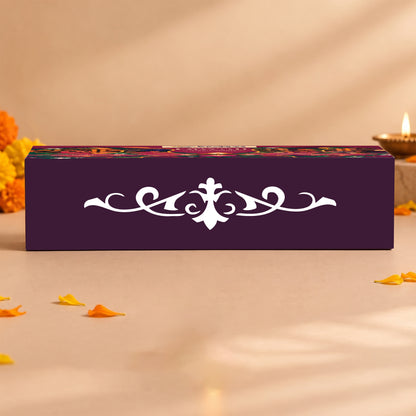 Puŕ Ferme Project Diwali Gift Box – Millet & Oats Cookies, Diyas & Greeting Card